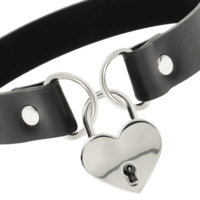 NOVA GIRL sextoys : collier en cuir noir coeur avec serrure